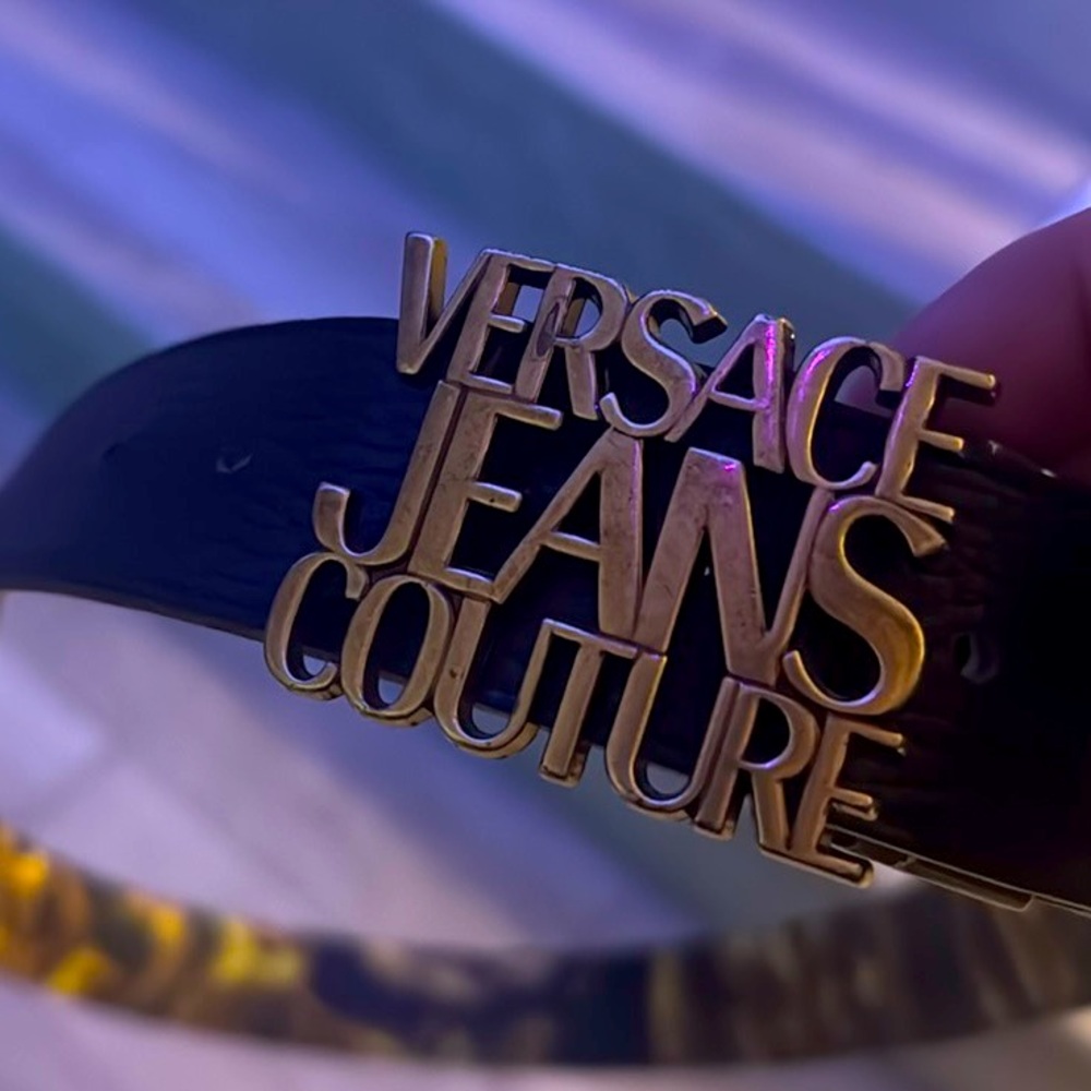 Reversible Versace belt